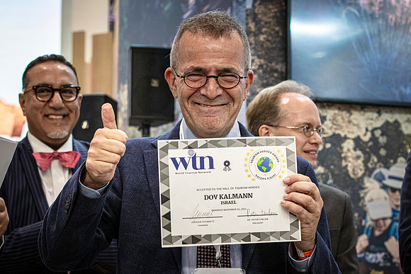 CDR_11012021_0185_ETN Awards