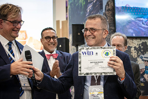 CDR_11012021_0180_ETN Awards