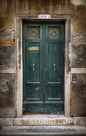 _MG_0007 green door by christian del rosario