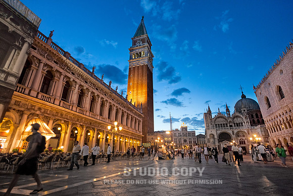_MG_1056 st. marks square v2 by christian del rosario