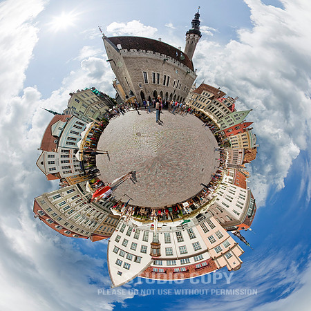 tallinsquare Globe Image