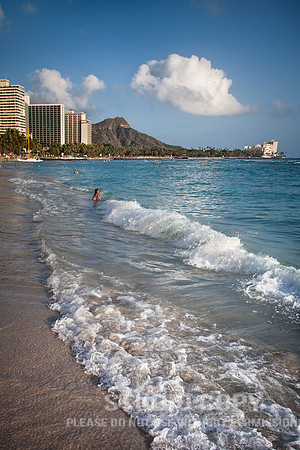 CDR_04062013_0936 Waikiki Beach  Diamond Head