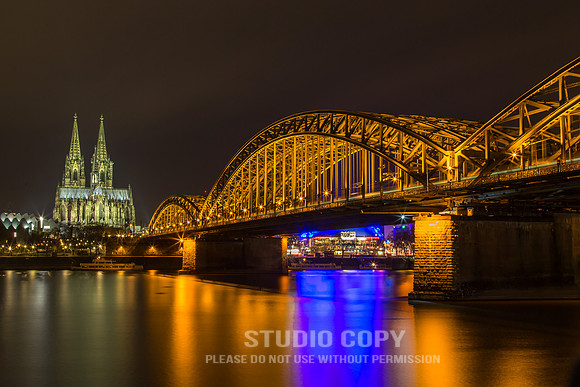 CDR_11142015_0110_cologne