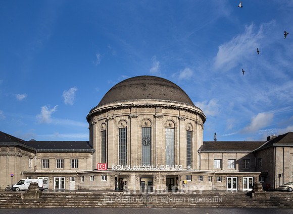 CDR_11172015_0153_cologne