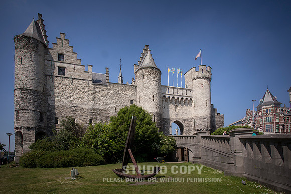 CDR_06112015_0359_belgium