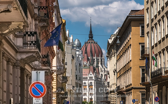 CDR_05172017_0061_budapest